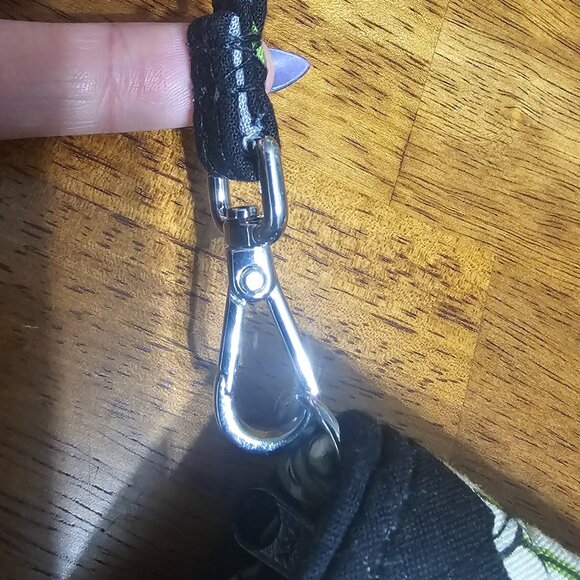 Vera Bradley-Wristlet-Turn lock Wallet - Picture 9 of 11